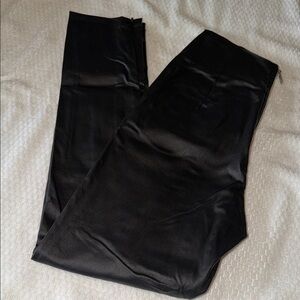 CALLIA FAUX LEATHER PANT.